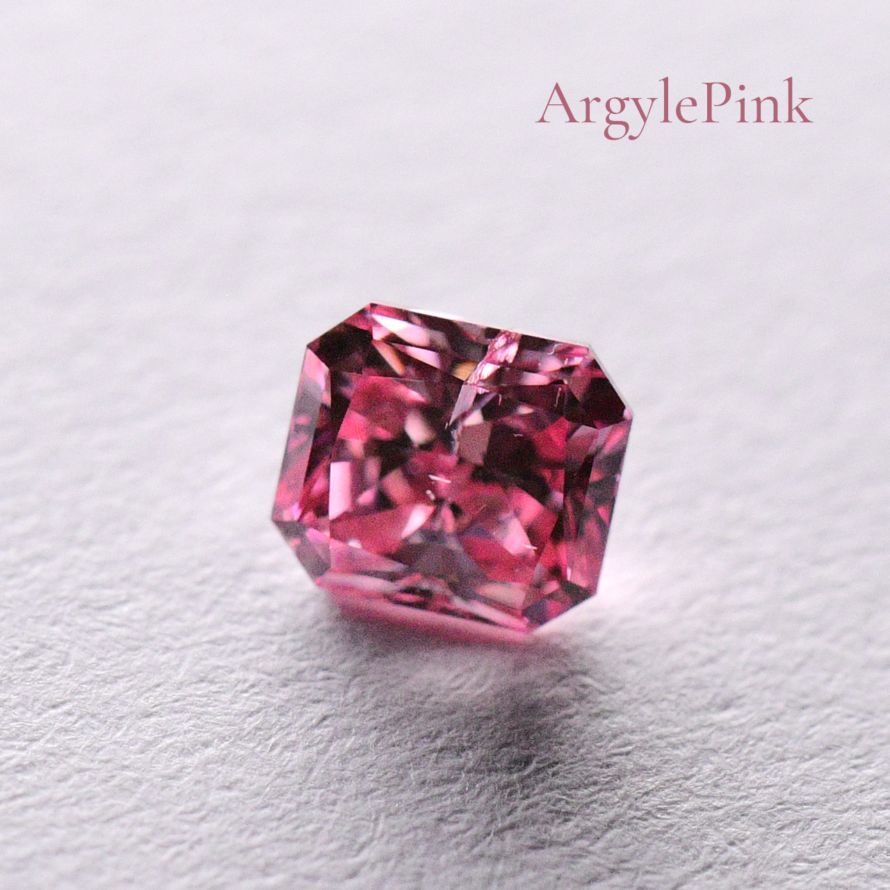 ピンクダイヤ　0.12Ct Fancy Brownish Pink アーガイルGemstoneT