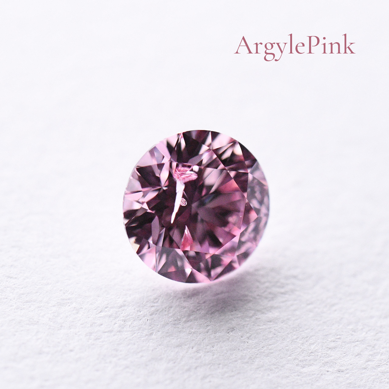 ファンシーピンクダイヤモンドルース画像2の拡大画像｜0.224ct, Fancy Pink, Round Brilliant Cut, SI-2, GIA & CGL & ARGYLE