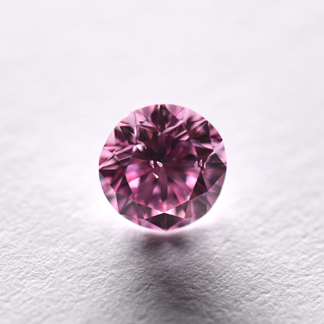 ファンシーインテンスパープリッシュピンクダイヤモンドルース‐0.27ct