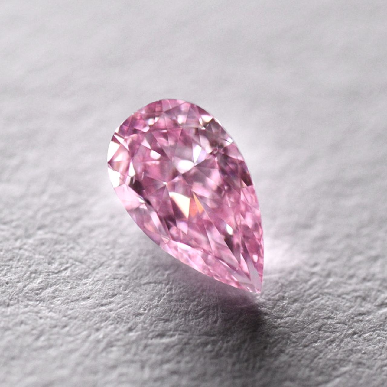 0.020ct I-1 FANCY INTENSE PURPLISH PINKピンクダイヤモンド