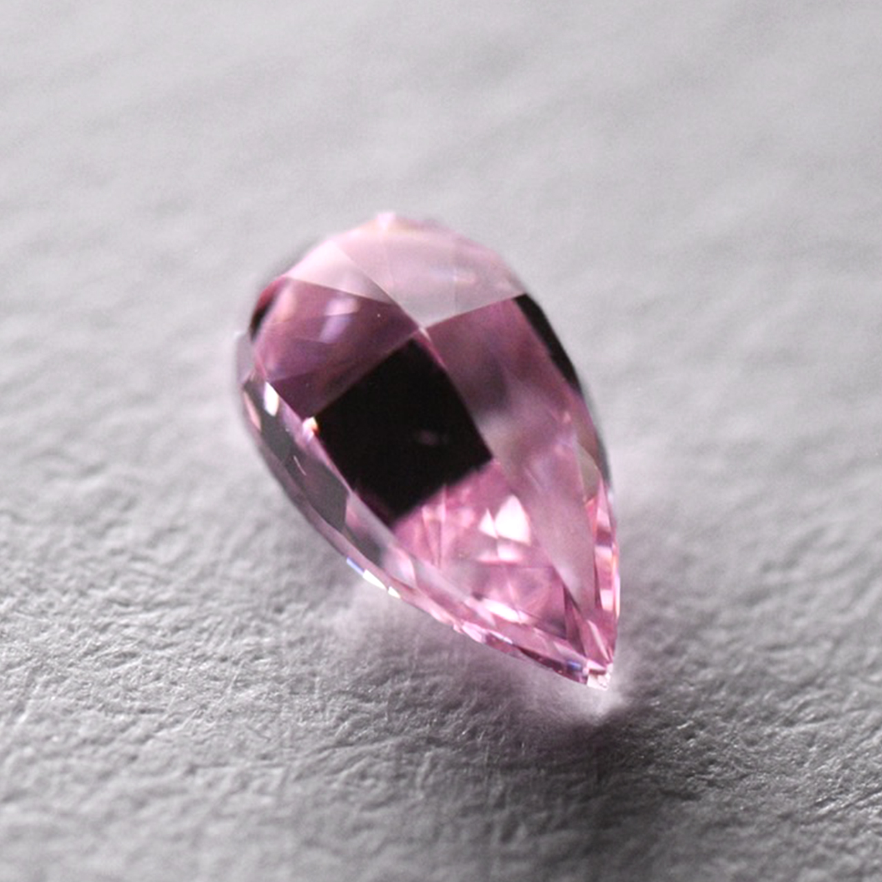 ファンシーインテンスパープリッシュピンクダイヤモンドルース‐0.20ct, Fancy Intense Purplish Pink, Pear