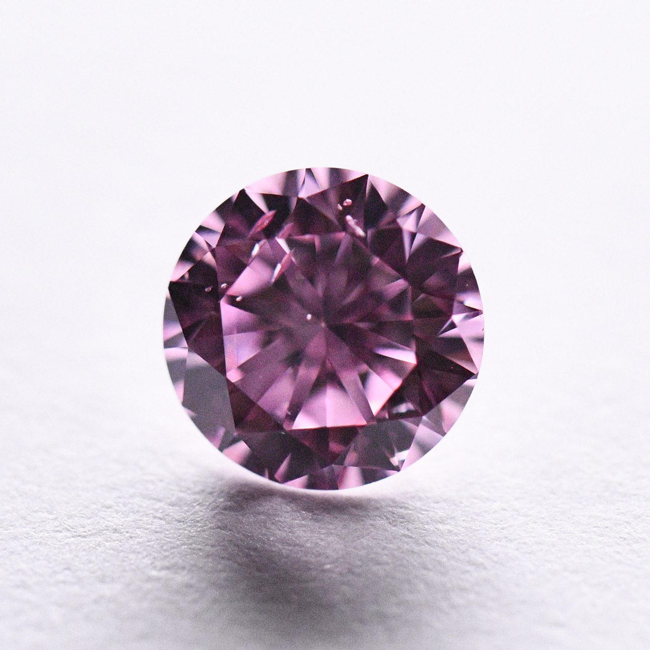 天然ファンシーインテンスパープリッシュピンクダイヤモンドルース画像6｜0.348ct, Fancy Intense Purplish Pink, Round Brilliant Cut, SI-1, CGL