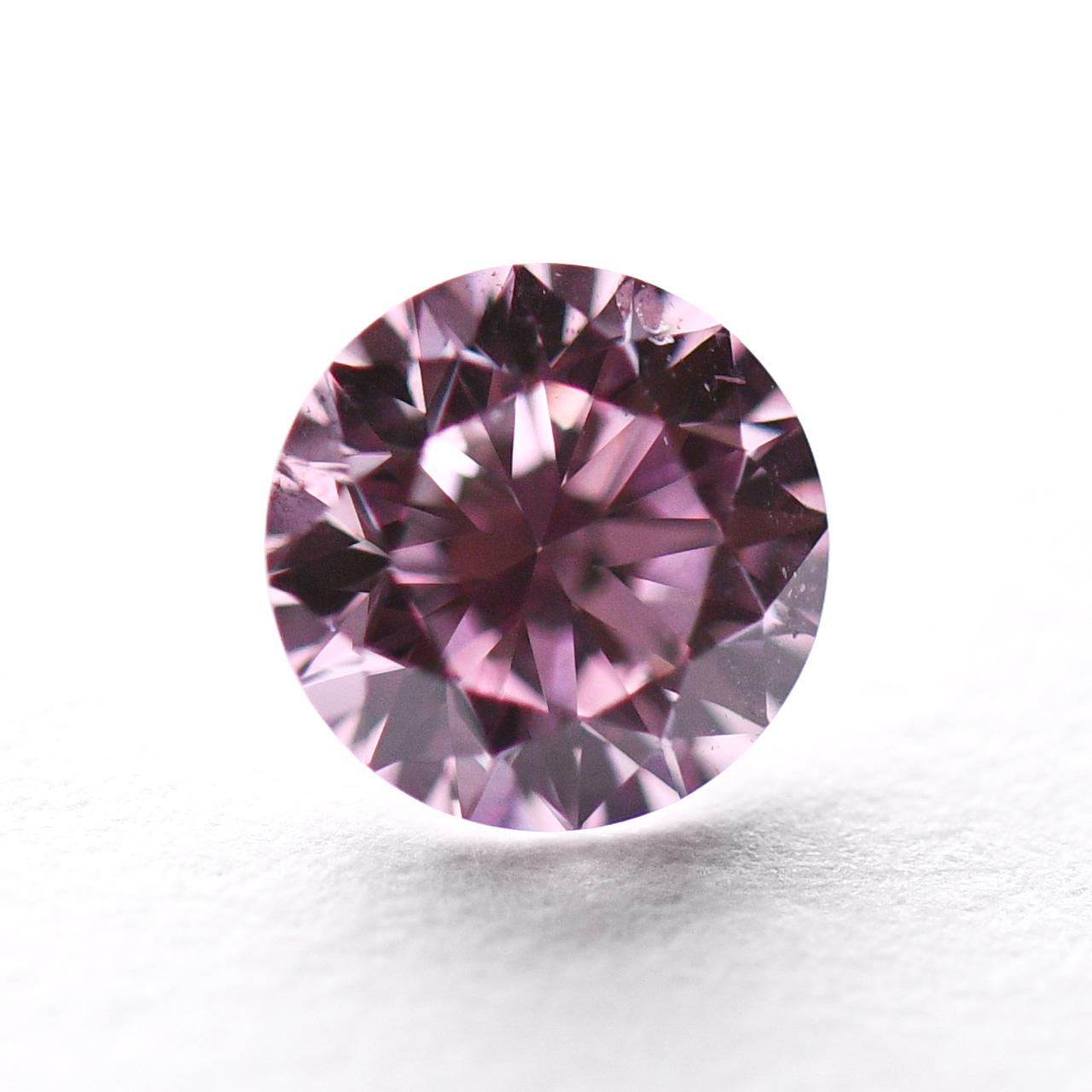 天然ファンシーパープリッシュピンクダイヤモンドルース画像6｜0.184ct, Fancy Purplish Pink, SI-2, ROUND, CGL & ARGYLE