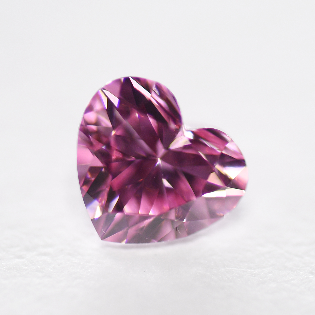 ピンクダイヤモンドルース画像5の拡大画像｜0.18ct / Fancy Intense Purplish Pink / VS2 / ARGYLE / 4PP