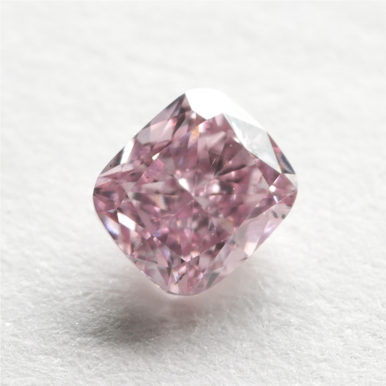 ピンクダイヤモンドルース画像6の拡大画像｜0.090ct / Fancy Intense Purplish Pink / SI-1 / Radiant
