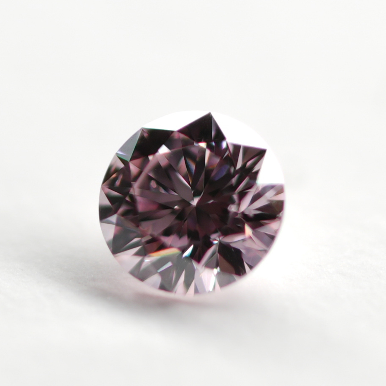 ピンクダイヤモンドルース画像7の拡大画像｜0.083ct / FANCY PURPLISH PINK / SI-1 /ROUND