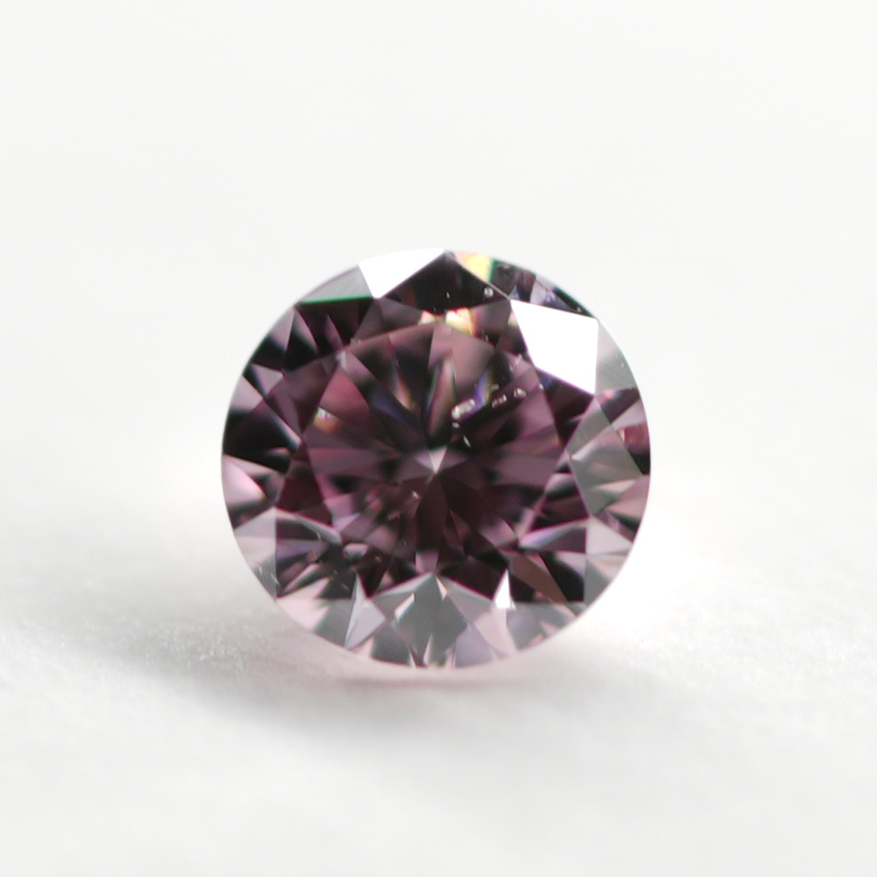 ピンクダイヤモンドルース画像1の拡大画像｜0.083ct / FANCY PURPLISH PINK / SI-2 /ROUND
