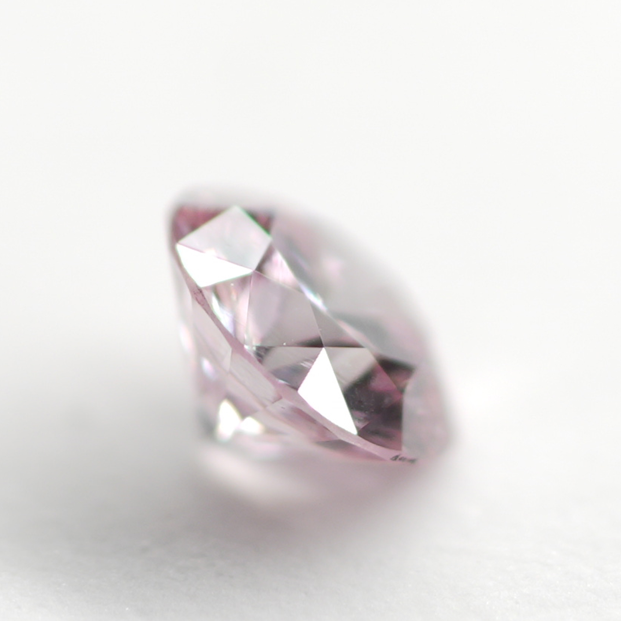 ピンクダイヤモンドルース画像11の拡大画像｜0.116ct / FANCY PURPLISH PINK / SI-2 /ROUND