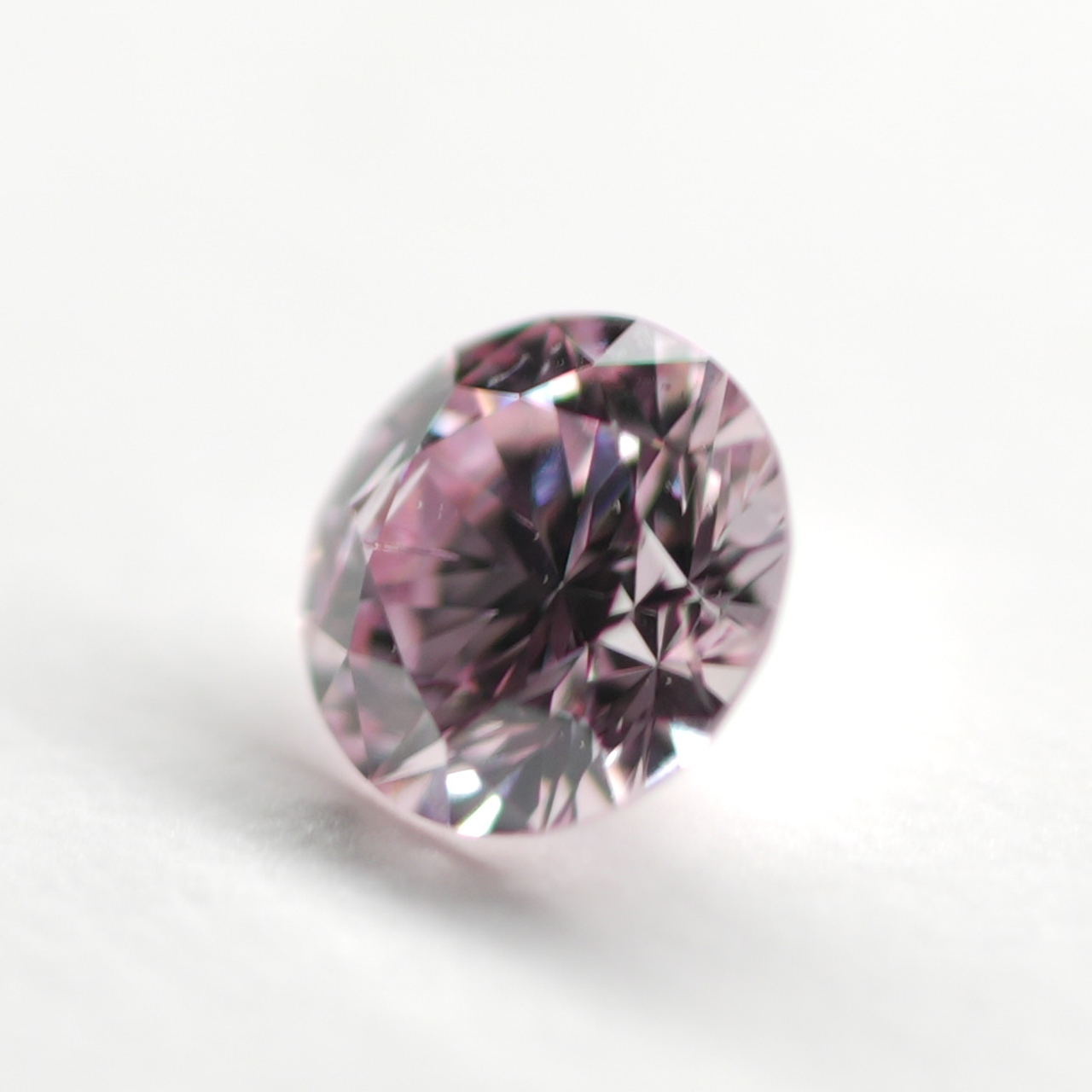 ピンクダイヤモンドルース画像13の拡大画像｜0.116ct / FANCY PURPLISH PINK / SI-2 /ROUND