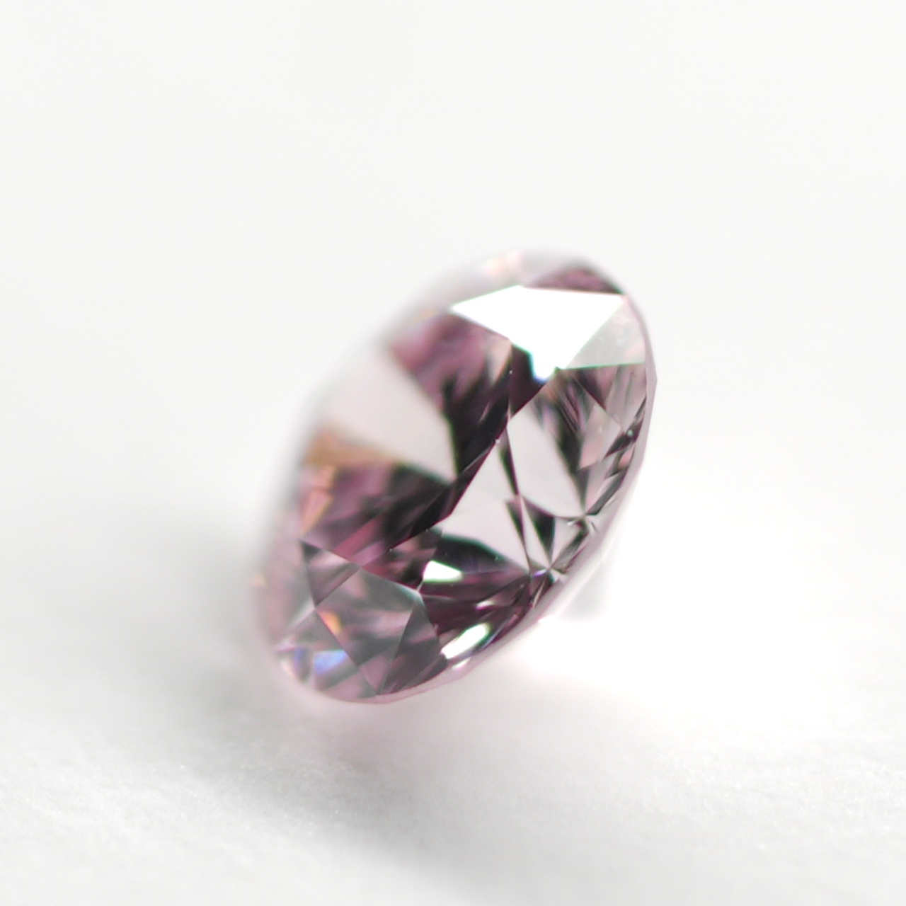 ピンクダイヤモンドルース画像14の拡大画像｜0.116ct / FANCY PURPLISH PINK / SI-2 /ROUND