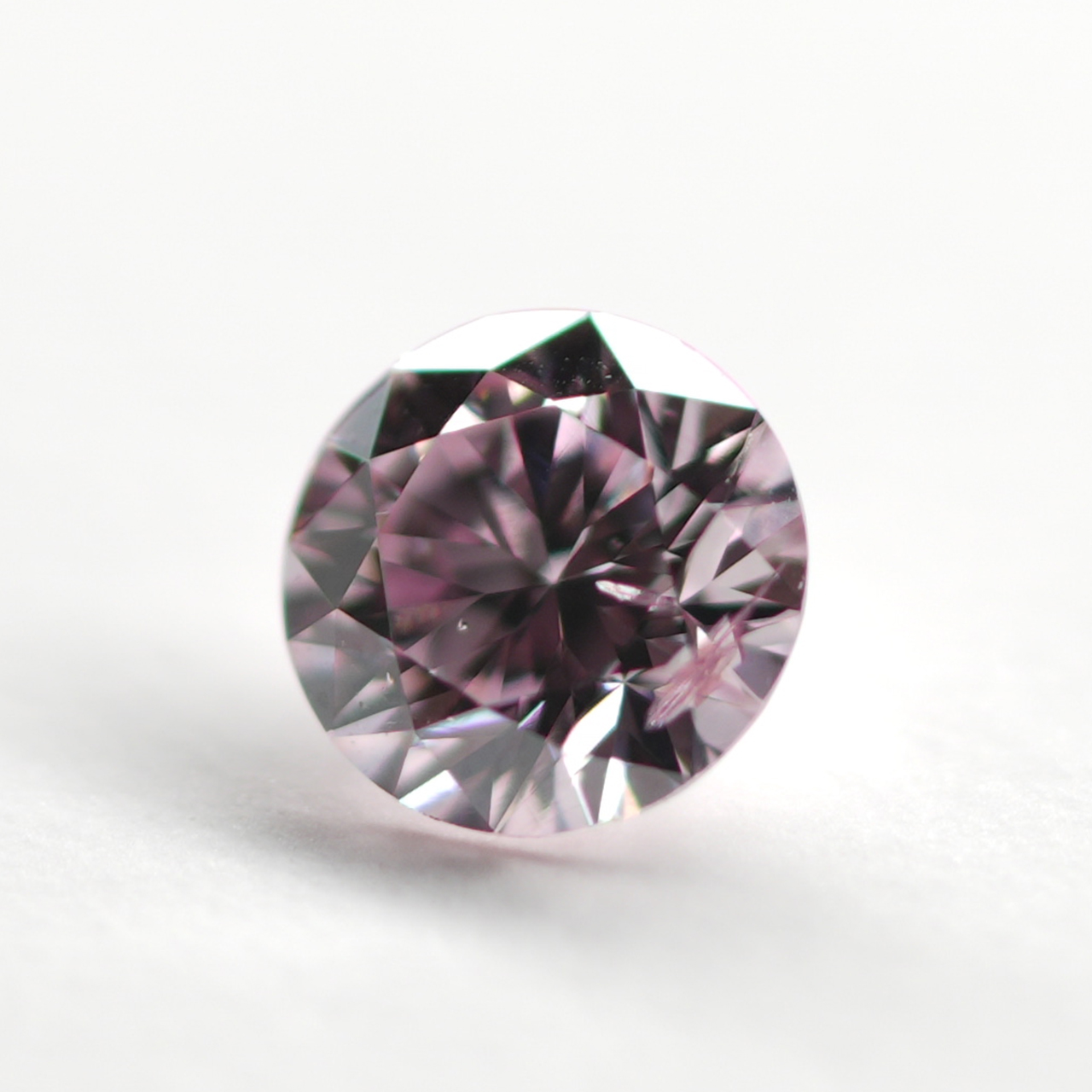 ピンクダイヤモンドルース画像7の拡大画像｜0.116ct / FANCY PURPLISH PINK / SI-2 /ROUND
