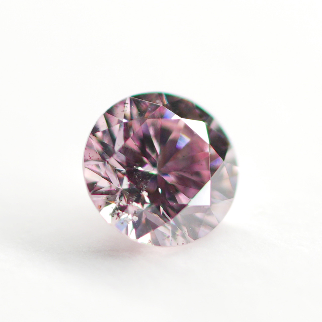 ピンクダイヤモンドルース画像4の拡大画像｜0.110ct / FANCY PURPLISH PINK / SI-2 /ROUND