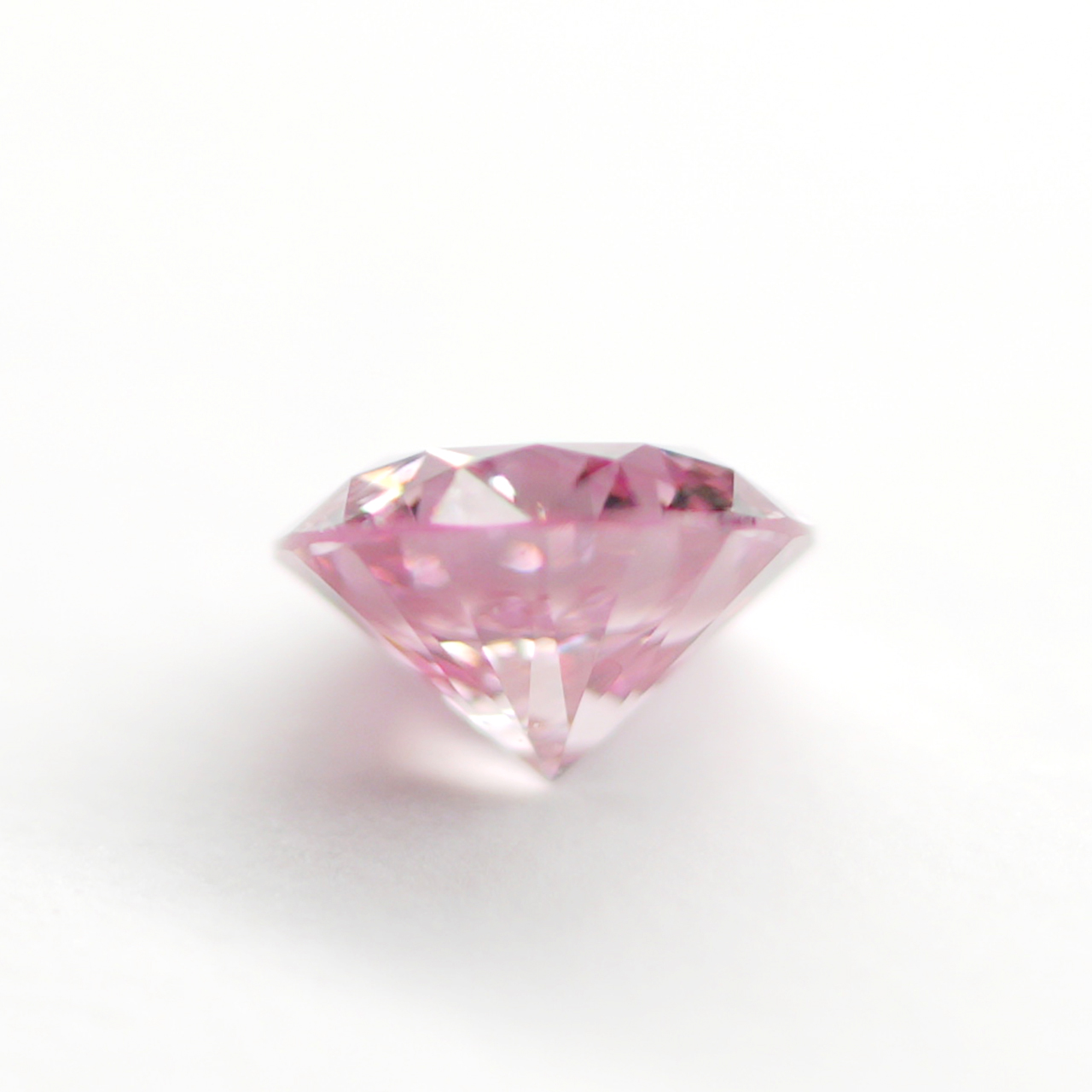 ピンクダイヤモンドルース画像4の拡大画像｜0.085ct / FANCY INTENSE PURPLISH PINK / SI-2 /ROUND