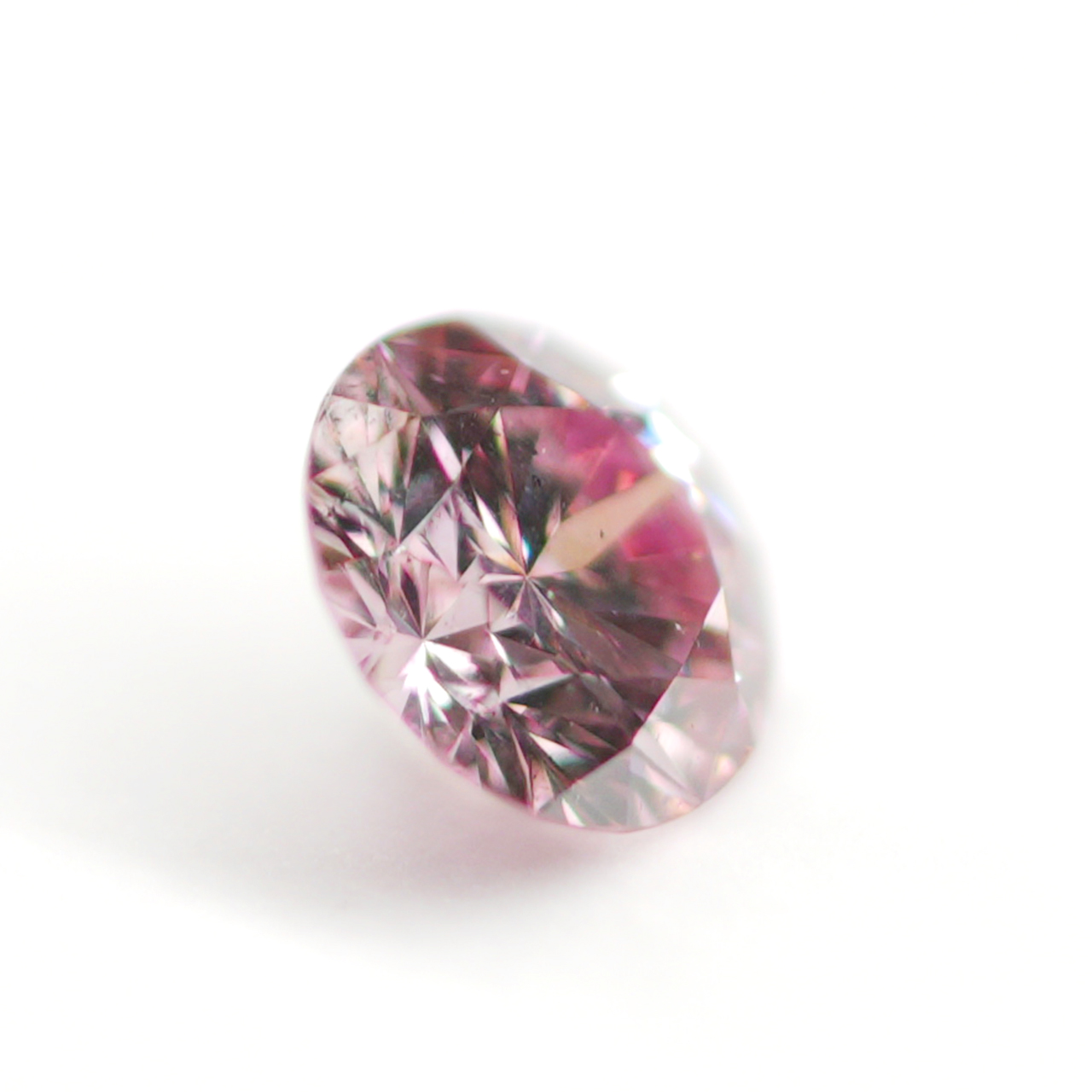 ピンクダイヤモンドルース画像5の拡大画像｜0.080ct / FANCY PURPLISH PINK / SI-2 /ROUND