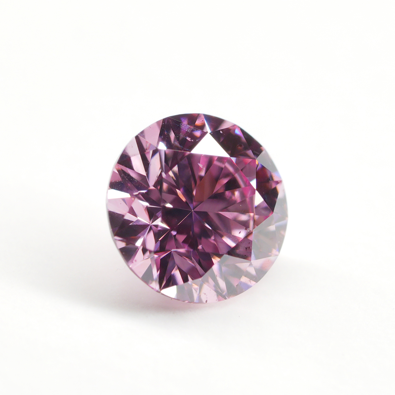 ピンクダイヤモンドルース画像5の拡大画像｜0.24ct / Fancy Intense Purplish Pink / SI2 (GIA: SI1) /ROUND