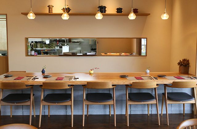 岐阜 フレンチとイタリアンの創作料理 和モダンビストロ千年olive の個室でプロポーズ
